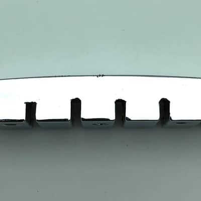 Trapeze Tailpiece String Holder Plate - Chrome image 4