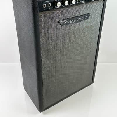 Traynor YBA-2B Bass Mate 15-Watt 1x15" Guitar / Bass Combo