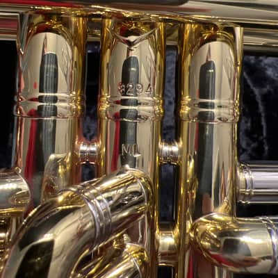 Bach New York 67 Stradivarius 1948 - Lacquer image 5