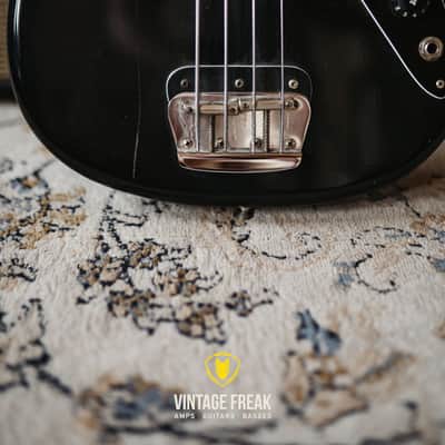 Fender Musicmaster Bass 1978 Custom Black image 4