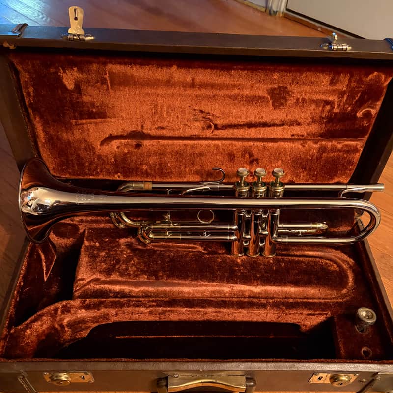 King Tempo Nickel 1970s - Silver Trumpet with Laquer slides and original case image 1