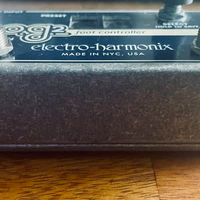Electro-Harmonix HOG2 Harmonic Octave Generator image 9