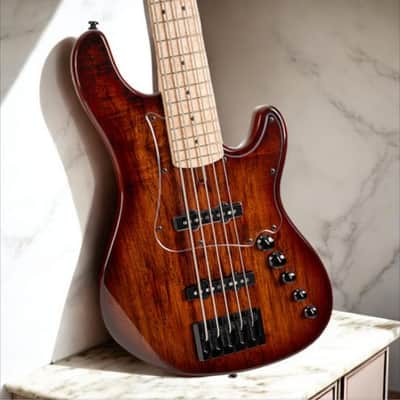 Cort GB-Fusion 5 Electric Bass; Takes the classic J-style bass design to a new level of performance and sonic appeal, B-Stock image 1