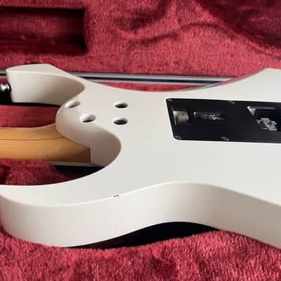 Ibanez vintage RG2550Z White Metallic original Edge Zero tremolo - made in Japan 2008 image 14