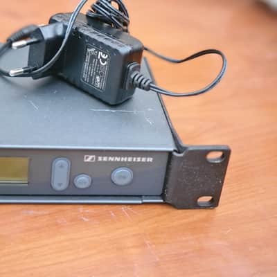 Sennheiser Sennheiser EW 300 IEM G2 SR 300 + EK 300 Stereo UHF 786-822MHz Rack image 4