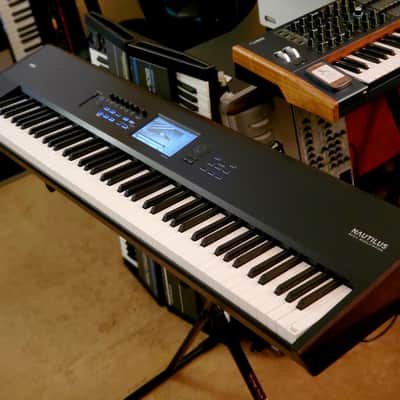 MUST SEE!!! KORG NAUTILUS 88 IN ORIGINAL BOX SERVICED AND IN AMAZING CONDITION!