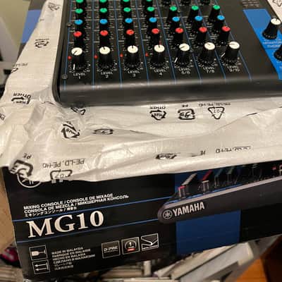 Yamaha EMX660 600W 6-Channel Powered Mixer | Reverb Australia