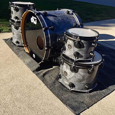 DW Collector's Series Drum Set image 4