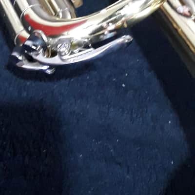 Yamaha YTR2320 Bb Student Trumpet with Case and Mouthpiece (King of Prussia, PA) image 4