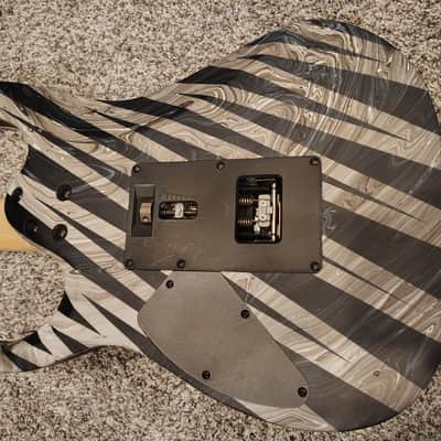Ibanez RGD320Z 2000's - Custom Black and White Swirl Seymour Duncan Black Winter image 7
