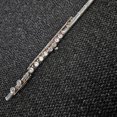 Gemeinhardt 2SH Conservatory Student Flute w/ Solid Sterling Silver Head Joint image 17