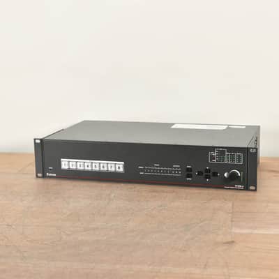 Extron IN1608 IPCP SA Eight-Input Scaling Presentation Switcher CG0021U image 1