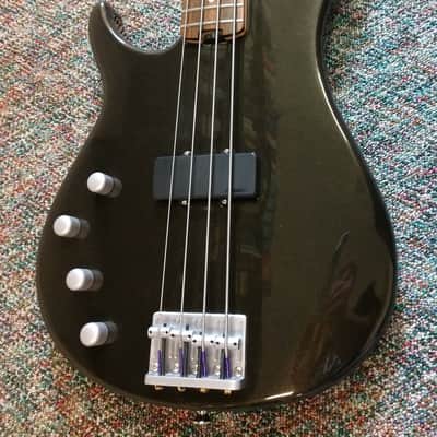 Peavey Fury II Bass Left-handed 2000-2004 Metallic Olive image 1