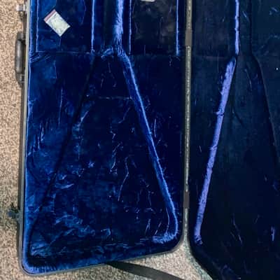 Schecter SGR-8V V-Shaped Guitar Hard Case 2010s - Black image 2