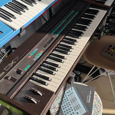Yamaha DX7 Programmable Algorithm Synthesizer 1983 - 1987 - Black