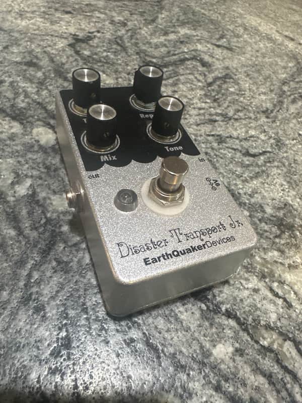 EarthQuaker Devices Disaster Transport Jr.