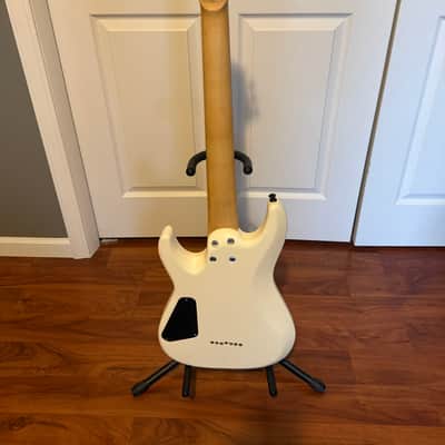 Schecter C-7 Deluxe 2015 - Present - Satin White image 2