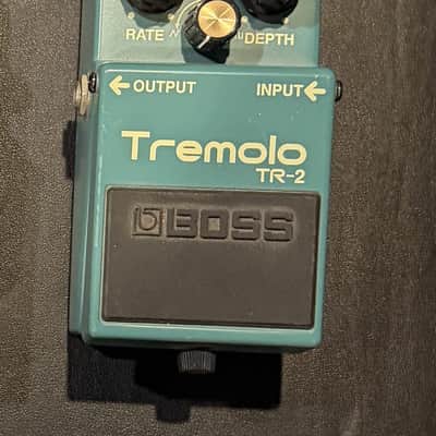 Boss TR-2 Tremolo (Silver Label) - Green image 1