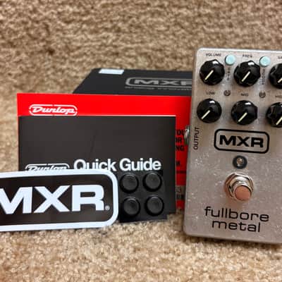 MXR M116 Fullbore Metal Guitar Effects Pedal image 2