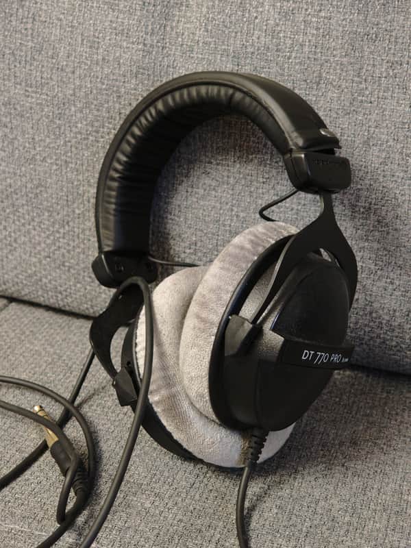 Beyerdynamic DT 770 Pro 80 Ohm 2010s - Black image 1