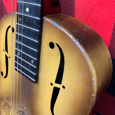 1929 National Triolian Resophonic Guitar Walnut Sunburst image 6