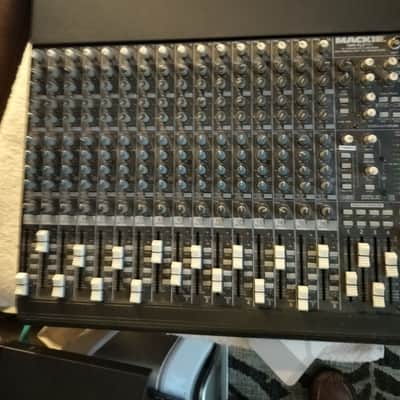 Mackie 1604-VLZ Pro 16-Channel Mic / Line Mixer 2000 - 2007 - Black image 3
