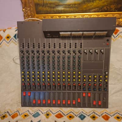 Alice Stancoil 12/4  vintage analogue mixing console image 4