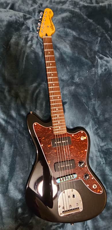 Vintage V65V-BK  Reissued Series with Vibrato 2010s - Gloss Black image 1