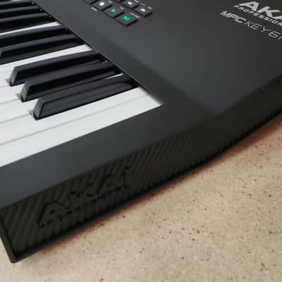 Akai Mpc Key 61 Standalone Synthesizer - Workstation image 6