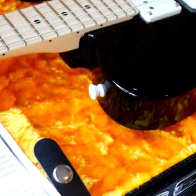 FENDER "Jack White Signature Triplecaster" HARDCASE, A JEWEL!! image 22