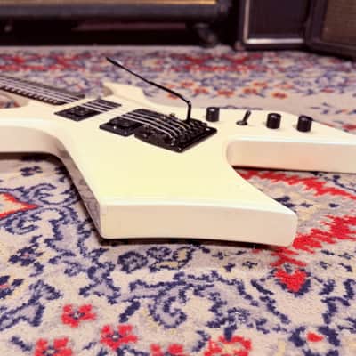 1985 B.C. Rich N.J. Series Warlock w/ Kahler - Made In Japan - Glitter Rock White image 11