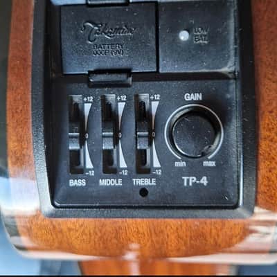 Takamine EG320C 2012 Natural image 4