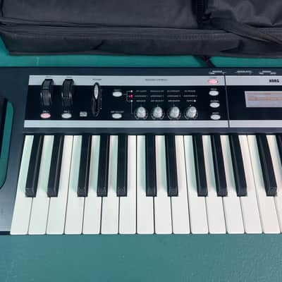 Korg X50 61-Key Music Synthesizer 2000s + bag image 6