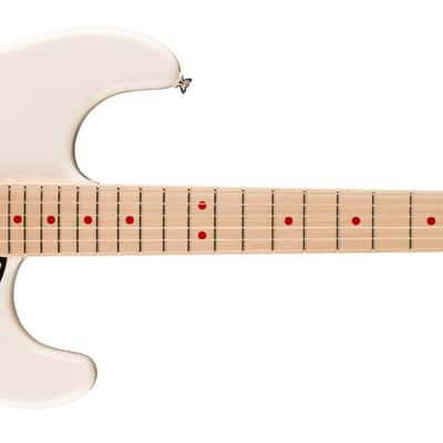 Mint Limited Edition Hello Kitty Stratocaster with Gig Bag, Maple board, White image 2