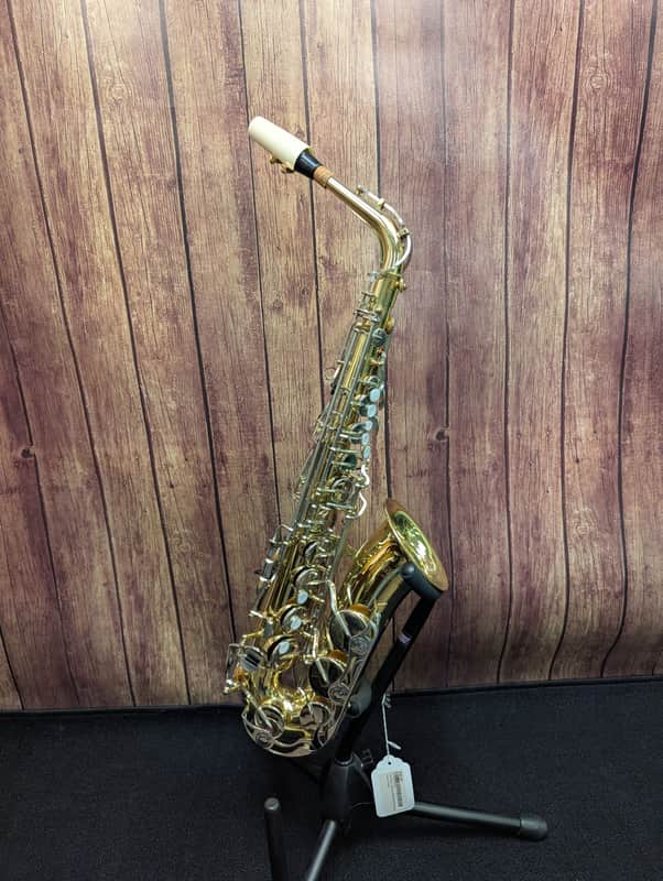 Yamaha YAS-23 Eb Alto Saxophone image 1