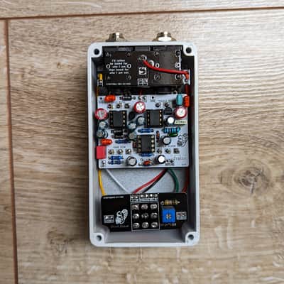 Drunk Beaver Trainer (Traynor TS-15 preamp in a box) image 4