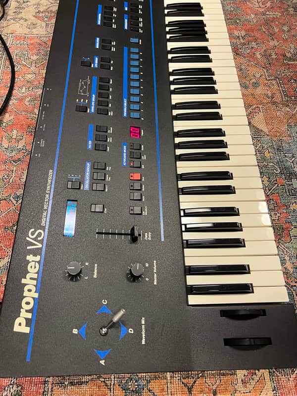 Sequential Prophet VS 61-Key 8-Voice Polyphonic Synthesizer