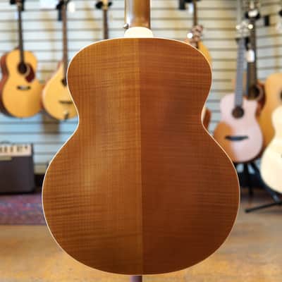 Guild Jumbo Junior Bass Westerly Collection Sitka/Maple Acoustic-Electric Short Scale Bass image 3