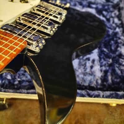 Rickenbacker 350V63 Liverpool JETGLO Ex Demo image 12
