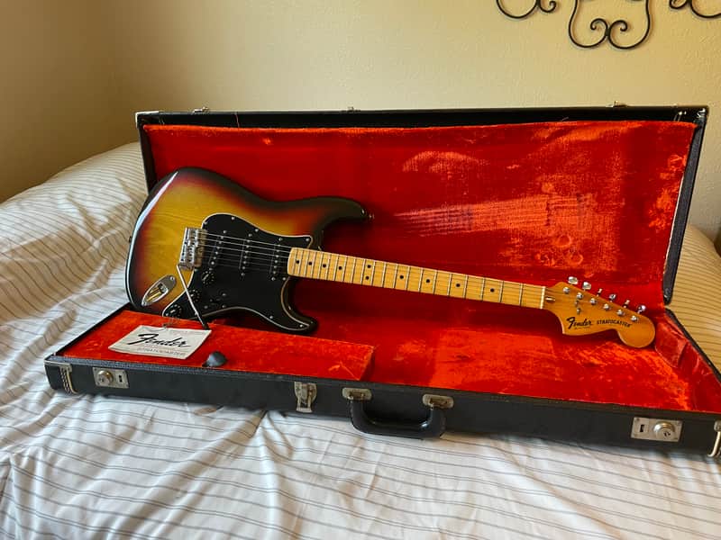 1976 Fender Stratocaster with 3-Bolt Neck, Maple Fretboard - Sunburst image 1