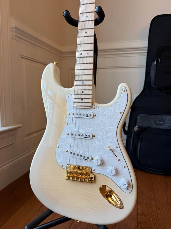 2025 Fender Richie Kotzen Signature Stratocaster MIJ Japan Maple - Transparent White Burst image 1