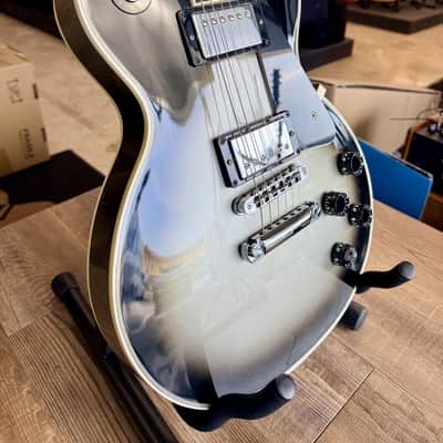 Gibson Les Paul Custom image 3