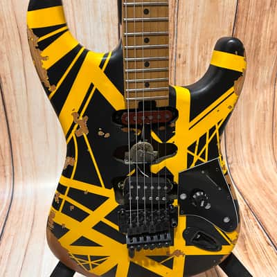 EVH Limited Ed. Striped Series Frankie MN BLK/YLW image 8