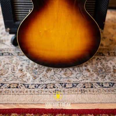 Gibson EB-2 1967 - Sunburst image 14