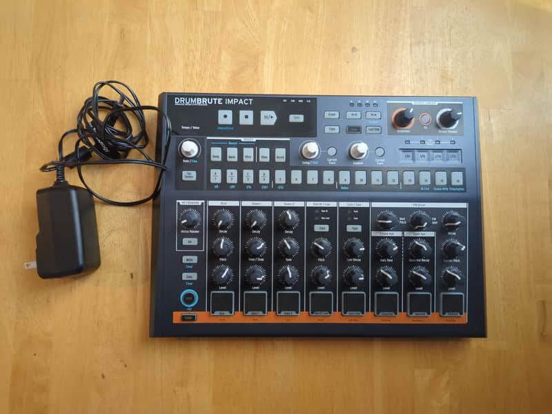 Arturia DrumBrute Impact