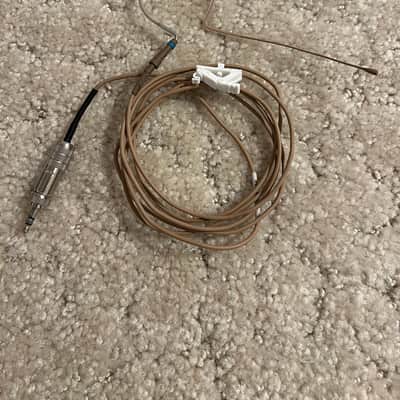 Countryman E6 Omnidirectional Earset Microphone with Duramax Cable and 3.5mm Locking Connector, Tan (1 of 3) Bild 1