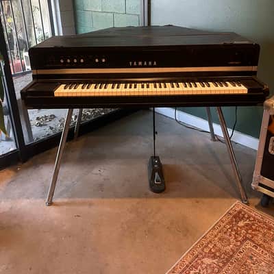 Yamaha CP-70 Electric Grand Piano | Reverb