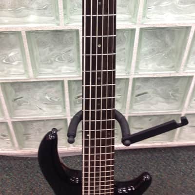 DEAN Edge 6 String Bass Guitar - Black image 3