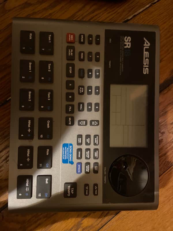 Alesis SR-18 2010s - Black image 1