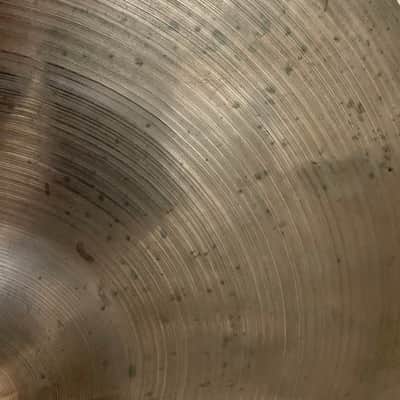 Zildjian 14" hi hat top cymbal vintage image 4